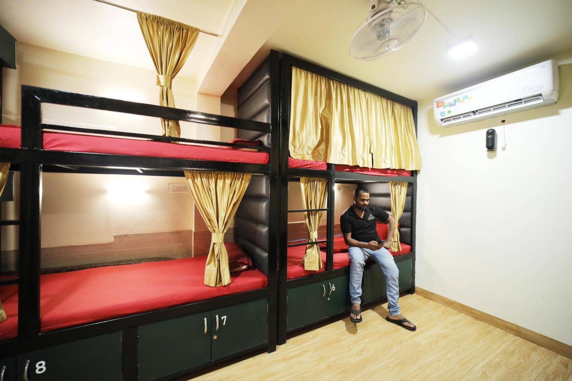 The Hubz Hostel - Mumbai — Photos 2